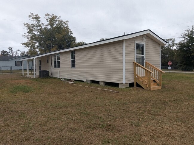 202 Underwood Dr