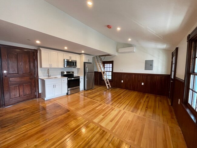 Photo - 41 Summer St Unit 20