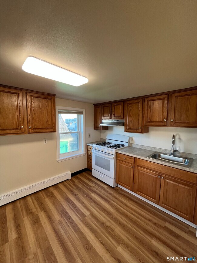 Photo - 6 Pleasant St Unit 3