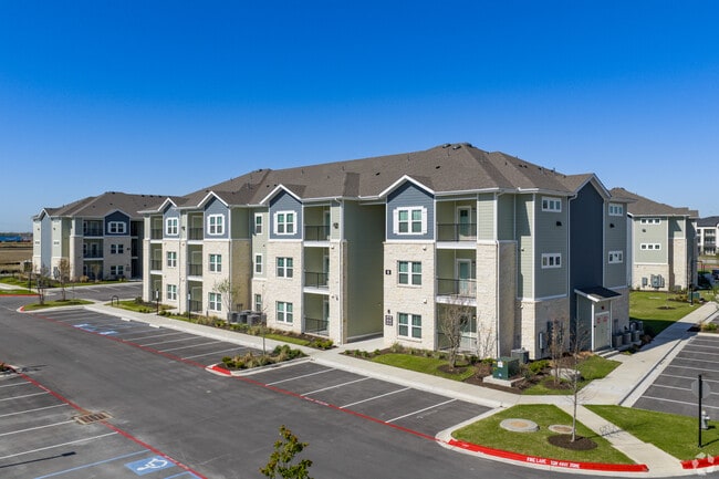 Building Photo - SANTIAGO ESTATES