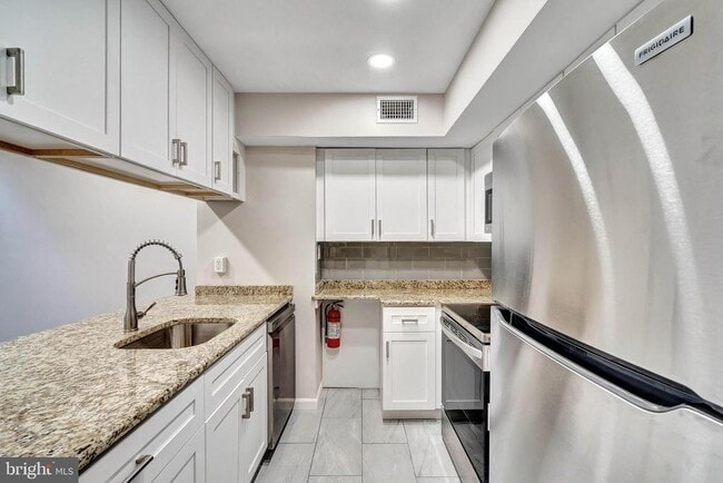 Photo - 105 Park Pl Dr