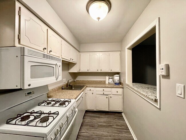 Photo - Kentview Garden's Apartments