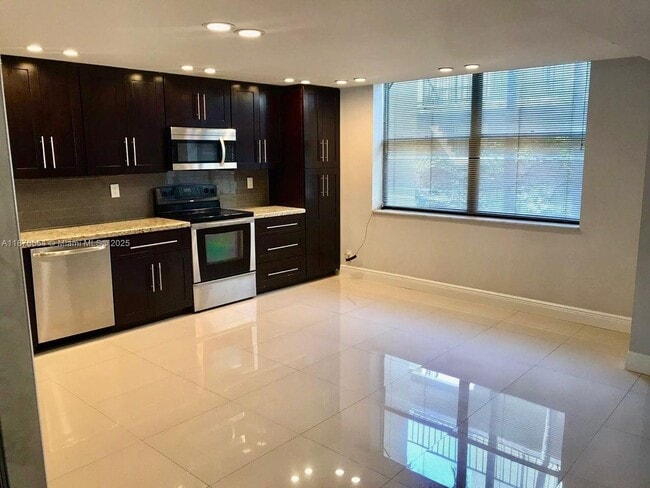 Photo - 20381 NE 30th Ave