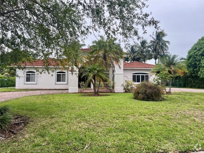 Building Photo - 8220 SW 187th St Rental