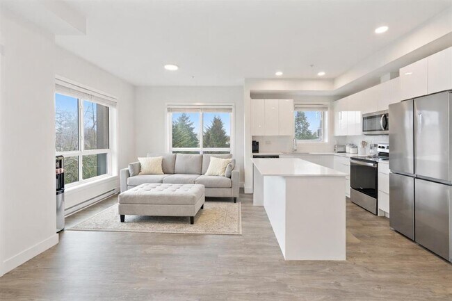 Photo - 9450-9450 Robson St