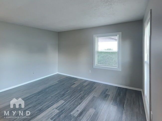 Photo - 184 Northwood Dr