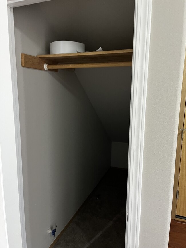 Photo - 9982 Greenleaf Loop SE