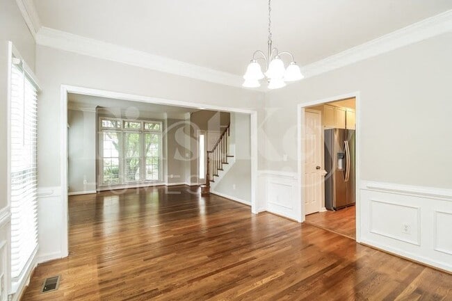 Photo - 5386 Beechmont Dr