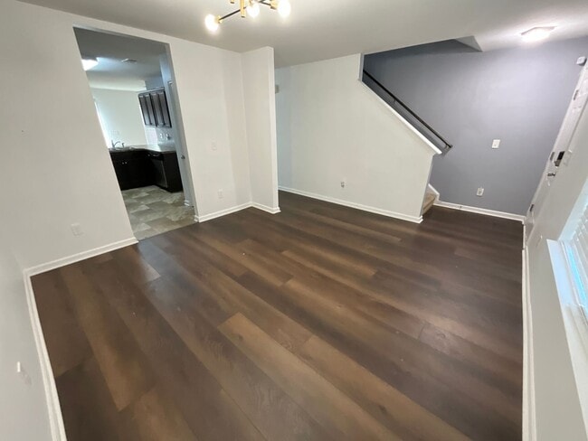 Photo - Large 5 bedroom home in Established Neighborhood ready to rent!