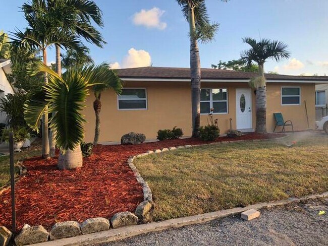Photo - 616 W Broward St