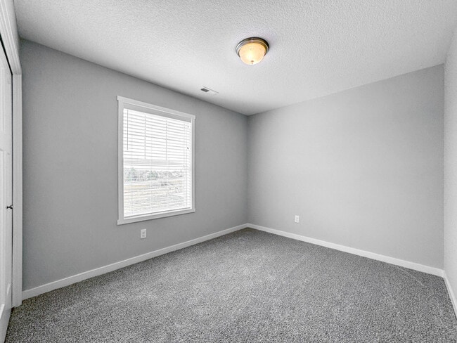 219 Red Oak Ct
