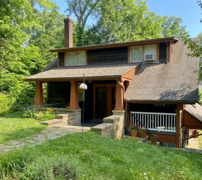 Building Photo - 327 Valley Brook Rd Unit 327 Apartment