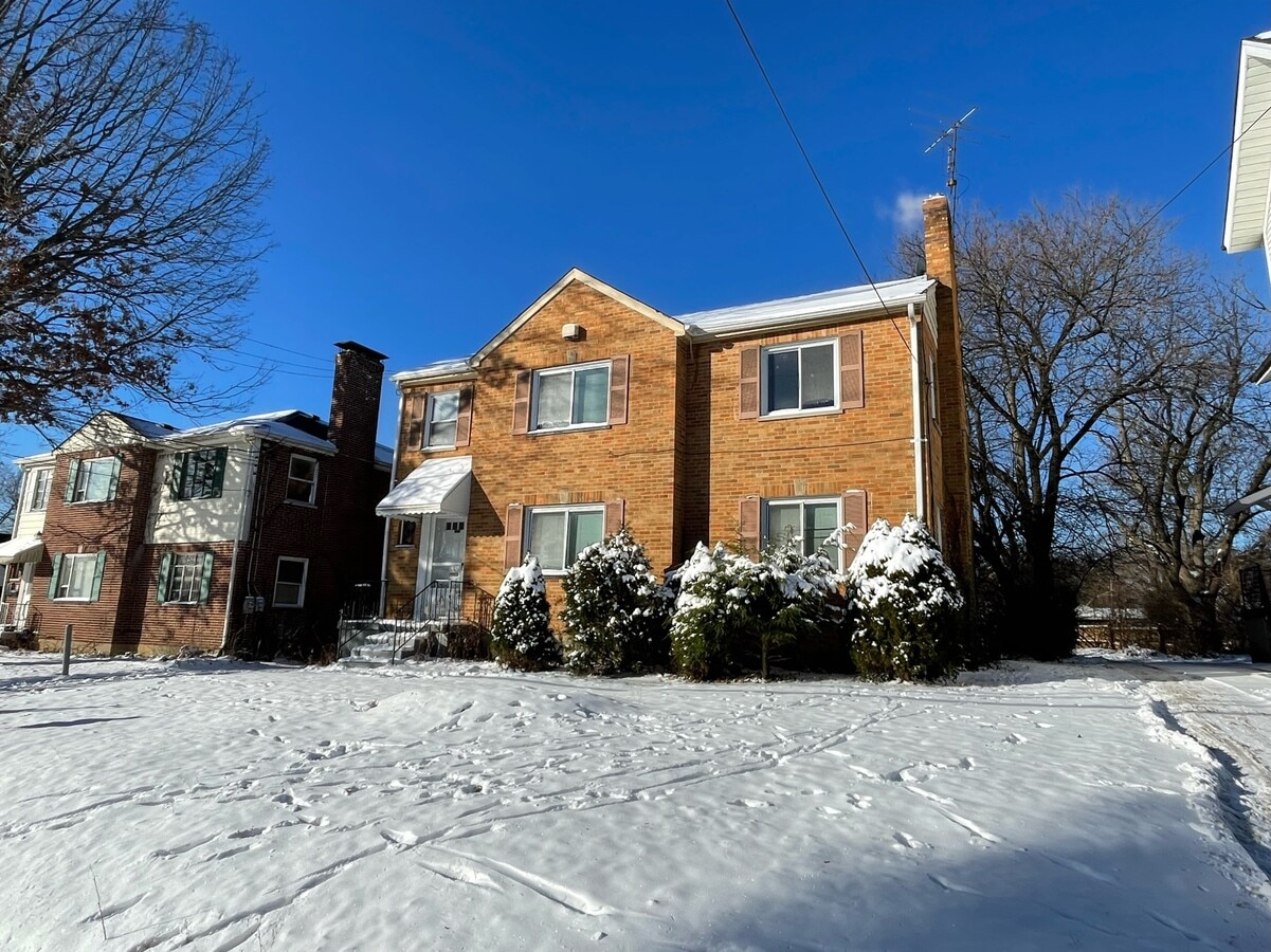 Exterior - 6803 Plainfield Rd Unit 2