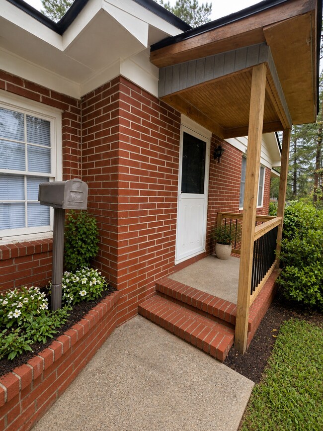 Photo - 2367 Danbury Dr