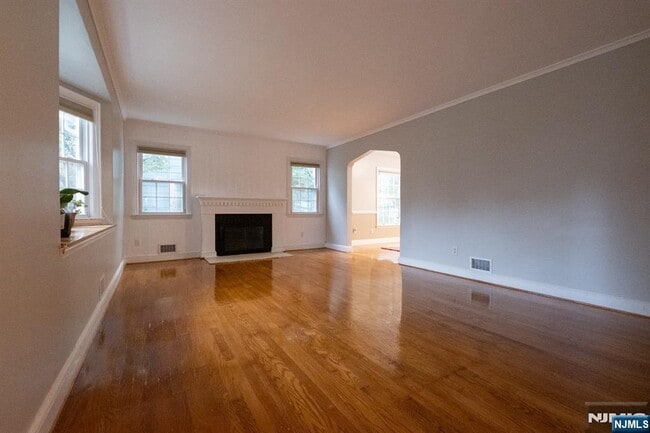 Photo - 238 Emmett Pl