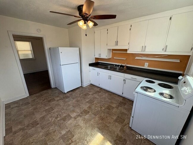 Photo - 2446 Denniston Ave SW