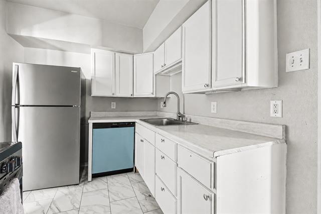 Photo - 2475 Volga Ave