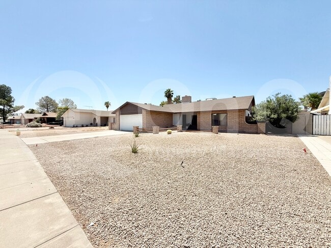 Building Photo - 3147 W Phelps Rd Rental