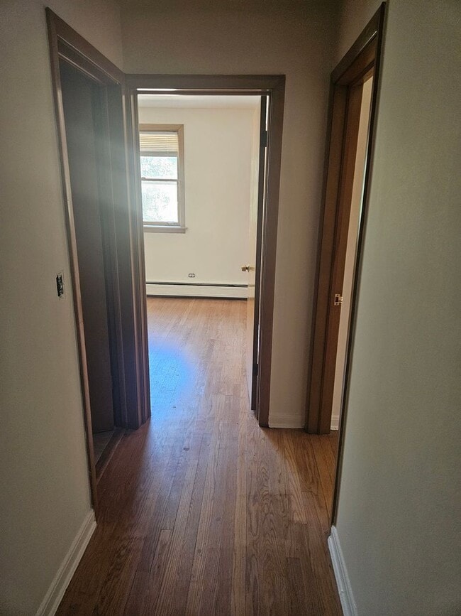 Photo - Charming Two Bedroom / 1.5 Bath Unit 2727-2N