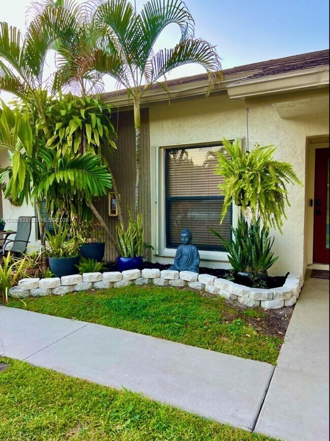 Photo - 3064 S Oakland Forest Dr Unit 1001