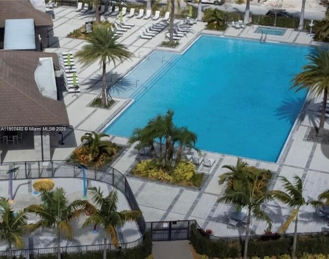 Photo - 8001 NW 41st St Unidad F-112