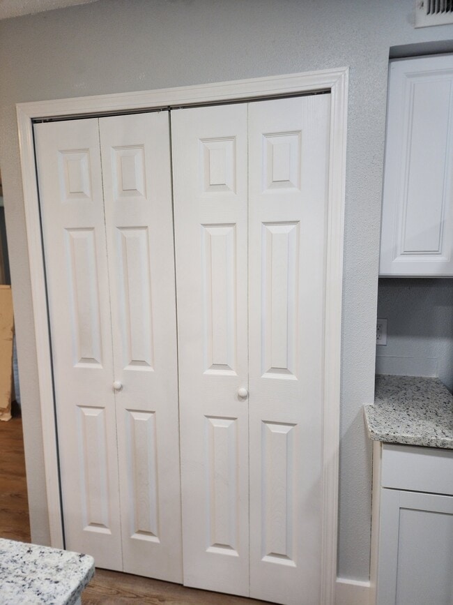 Photo - 502 Nacogdoches