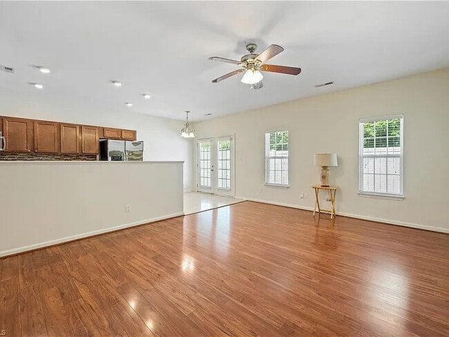 Photo - Build Equity While Leasing - Lease to Own