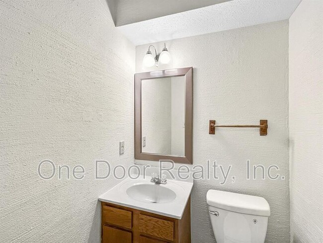 Photo - 5 Harpoon Ct