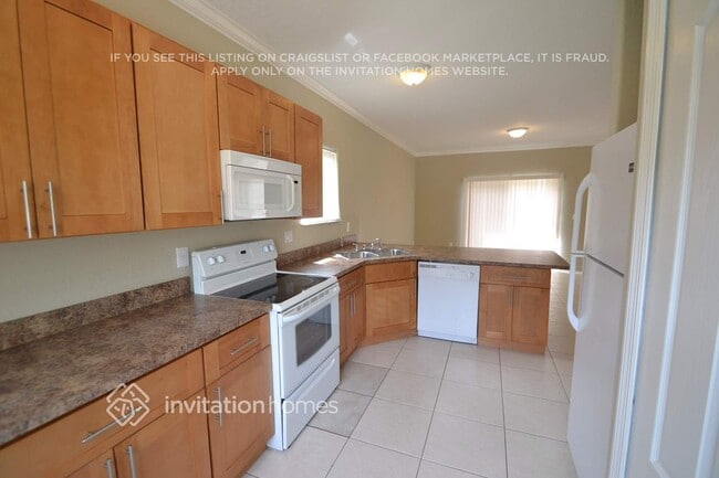 Photo - 9106 NW 169th St
