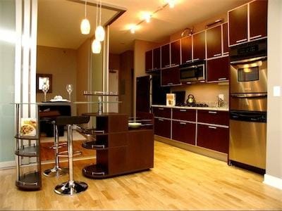 Photo - 691 W Wayman St