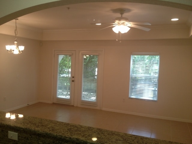 Photo - Quiet neighborhood close to Royal Park Plaza, theaters, shopping, restaurants, and UF