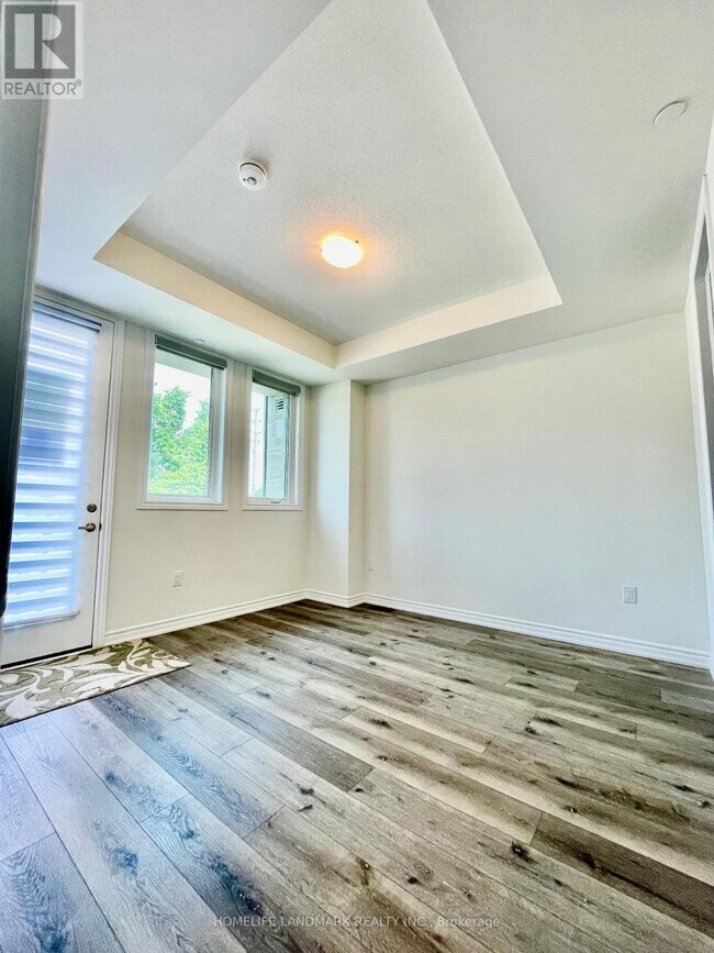 Photo - 3165 Elgin Mills Rd E