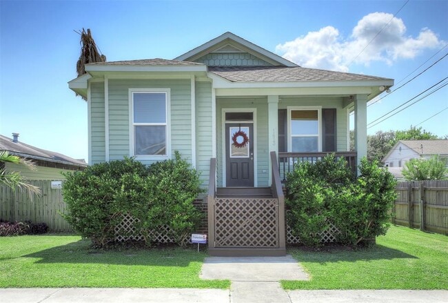 Photo - 1413 Kirwin St House