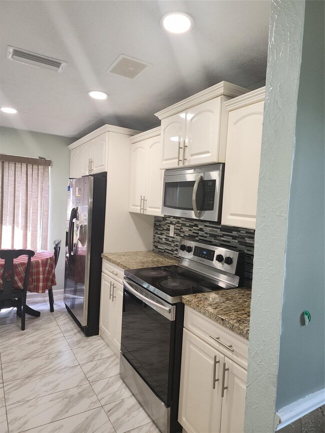 Photo - 4440 NW 92nd Way