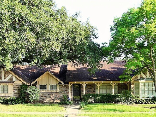 Building Photo - 7811 Small Leaf Cir Rental