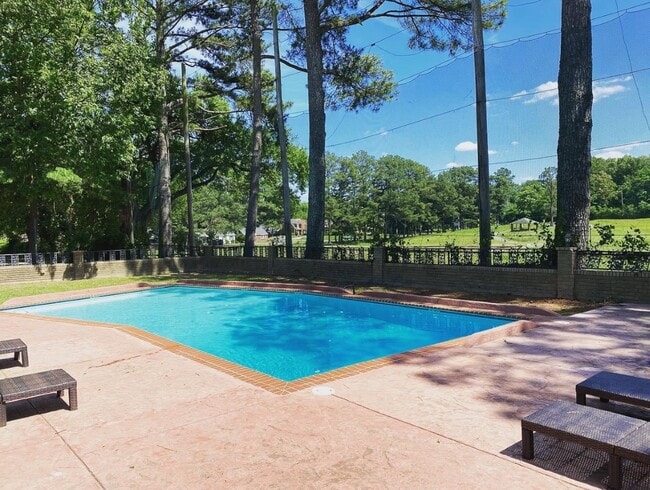 Photo - Chickasaw at The Greenline