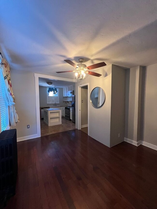 Photo - Beautiful 2 Bedroom 1.5 Bathrooms Patterson Park