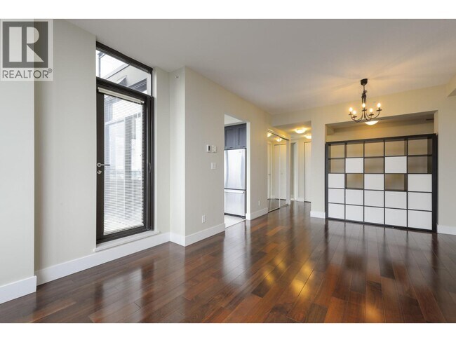 9330 University Crescent Unit 50X