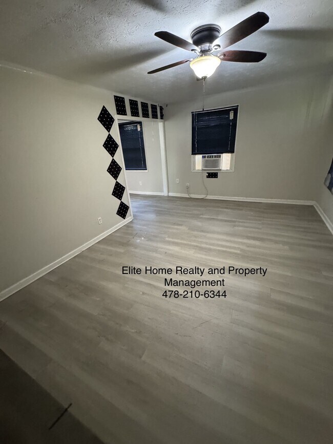 Photo - 3935 Spencer Cir Casa