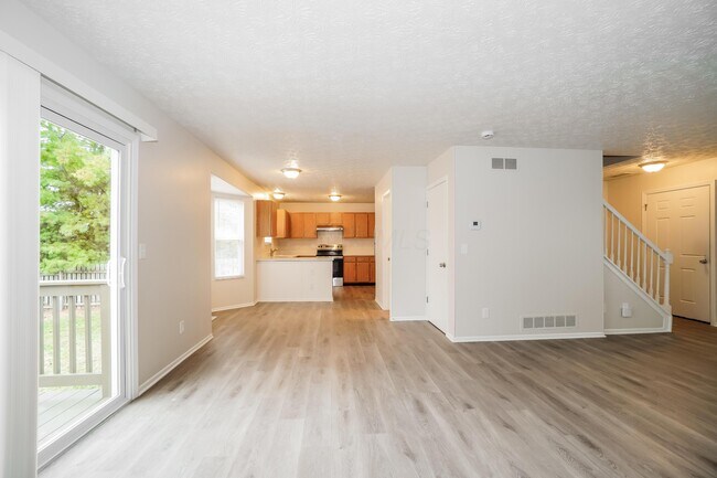 Photo - 3021 Tracer Rd