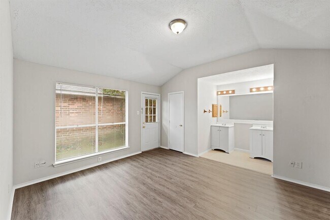 Photo - 6607 Navidad Rd