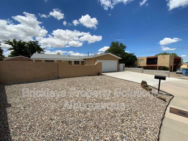 Photo - 12700 Mountain Rd NE
