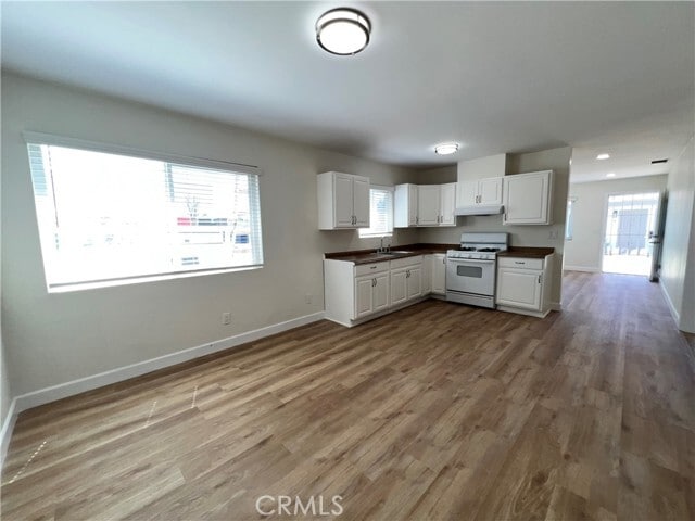 Building Photo - 12948 Yorba Ave