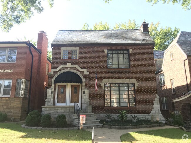 Building Photo - 6266 Loran Avenue Unit 6266 Loran Avenue Rental