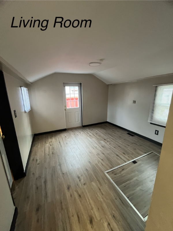 Photo - 2201 Station Rd Unit back