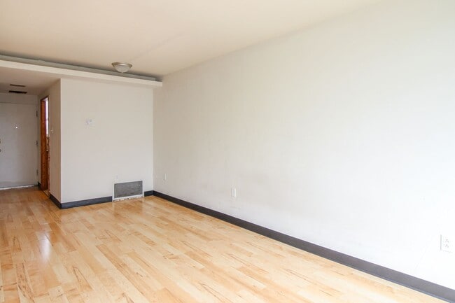 Photo - 2BR/1BA Apartment - Near Campus - Swift access to Class! WATER INCLUDED! $1,000/MO Unit 105