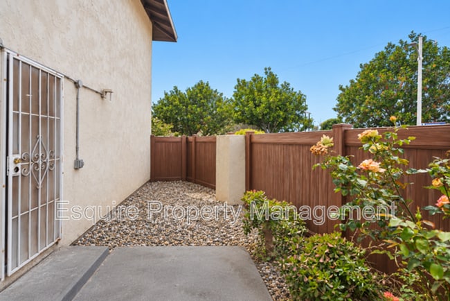 700 E Gonzales Rd Unit A