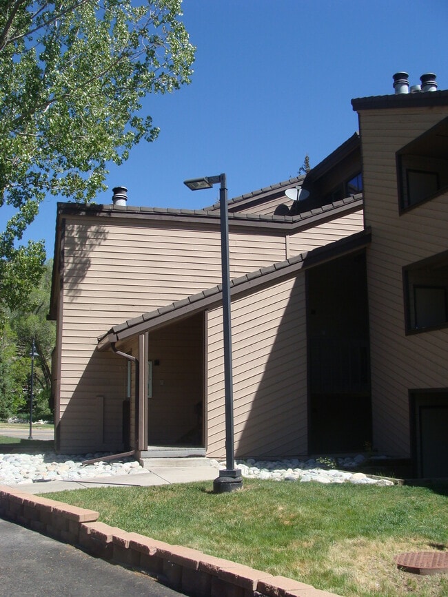 Photo - 1050 W Beaver Creek Blvd