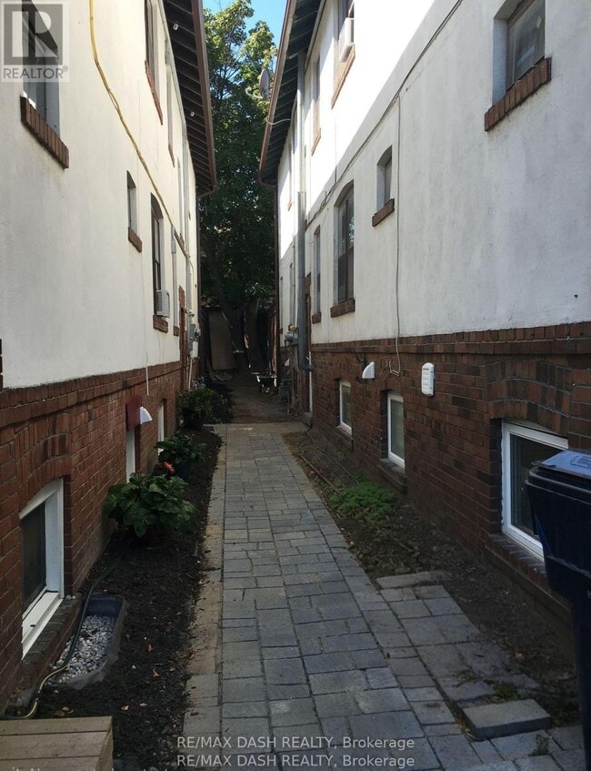 Photo - 38 Hammersmith Ave