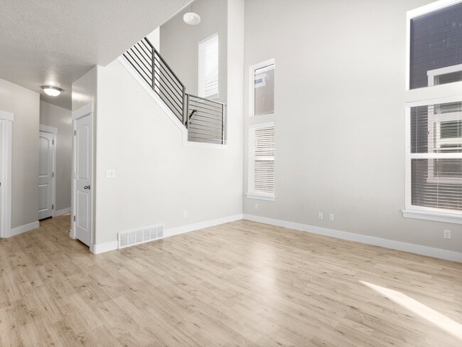 Photo - 4130 W 1630 N